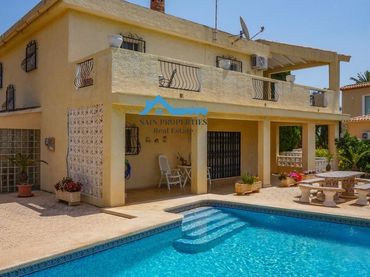 Maison avec piscine à vendre à Escandinavia - Cautivador
