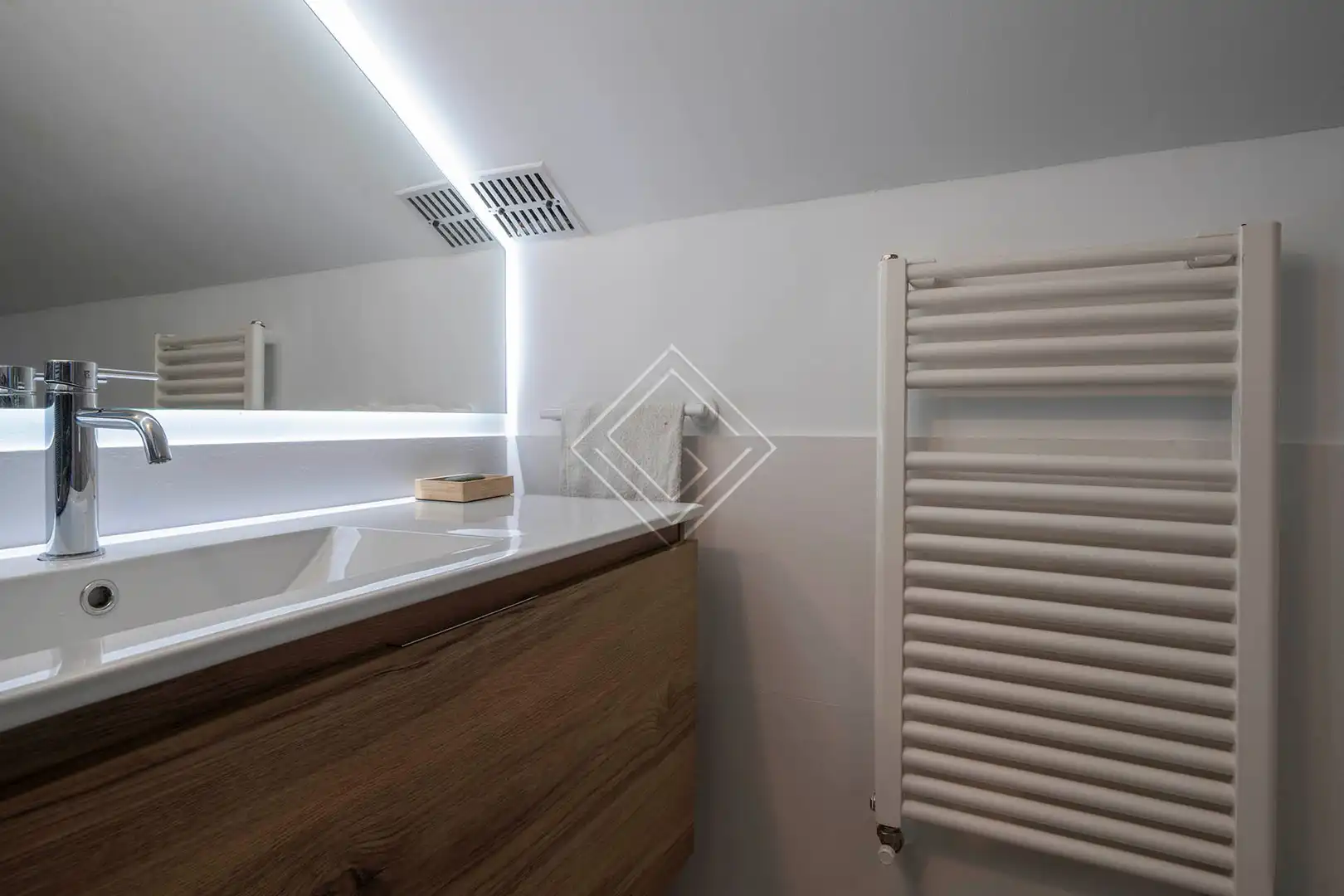 Baño de Casa o chalet en venta en Pozuelo de Alarcón con Aire acondicionado, Jardín privado y Terraza