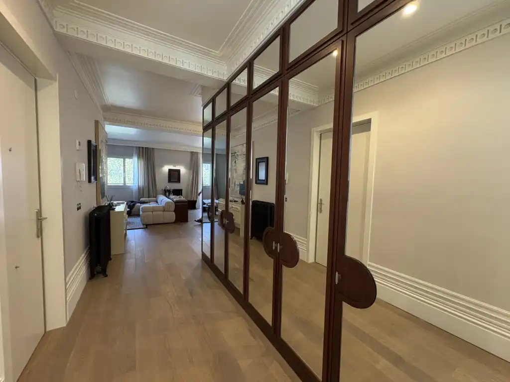 Piso en venta en Madrid con Balcón