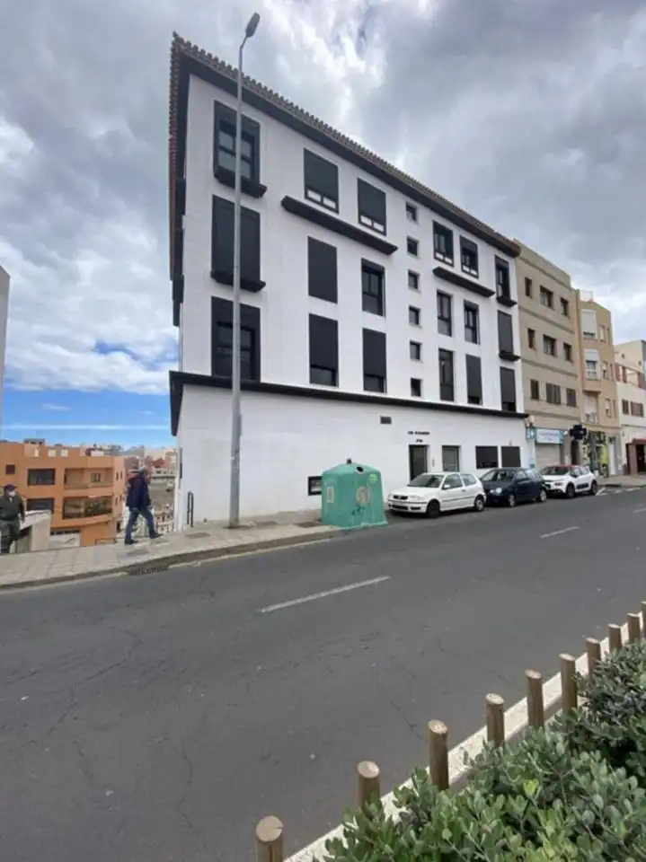 Exterior view of Flat for rent in  Santa Cruz de Tenerife Capital  with Storage room and Furnished