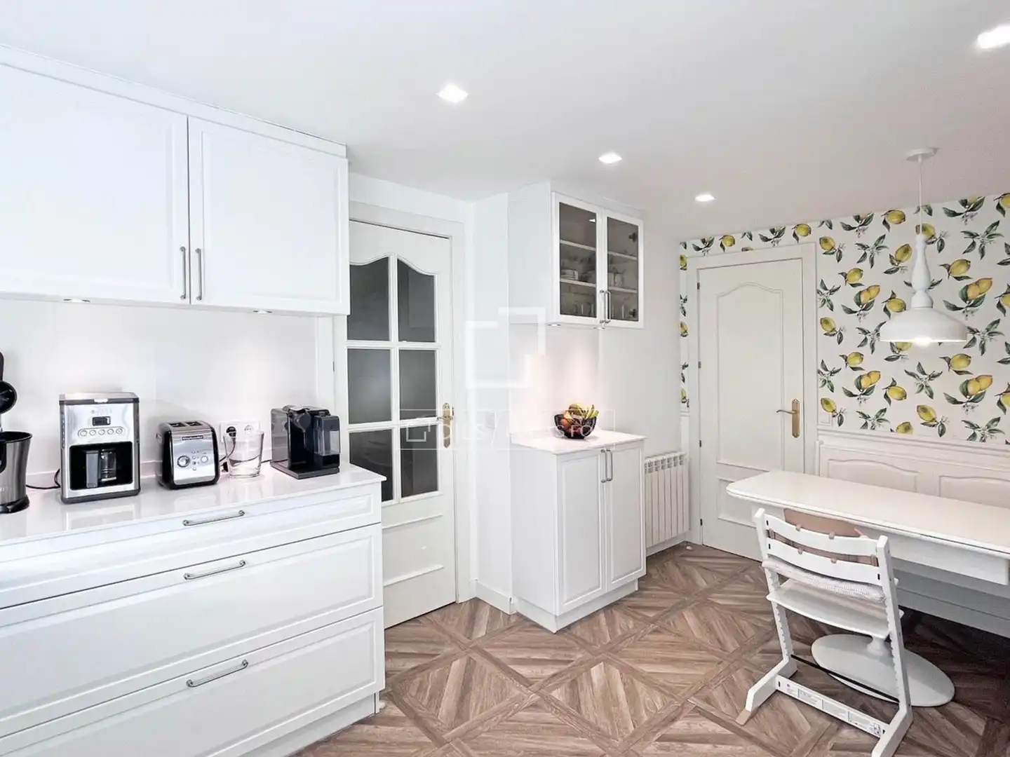 Cocina de Casa o chalet en venta en Majadahonda con Aire acondicionado, Jardín privado y Parquet
