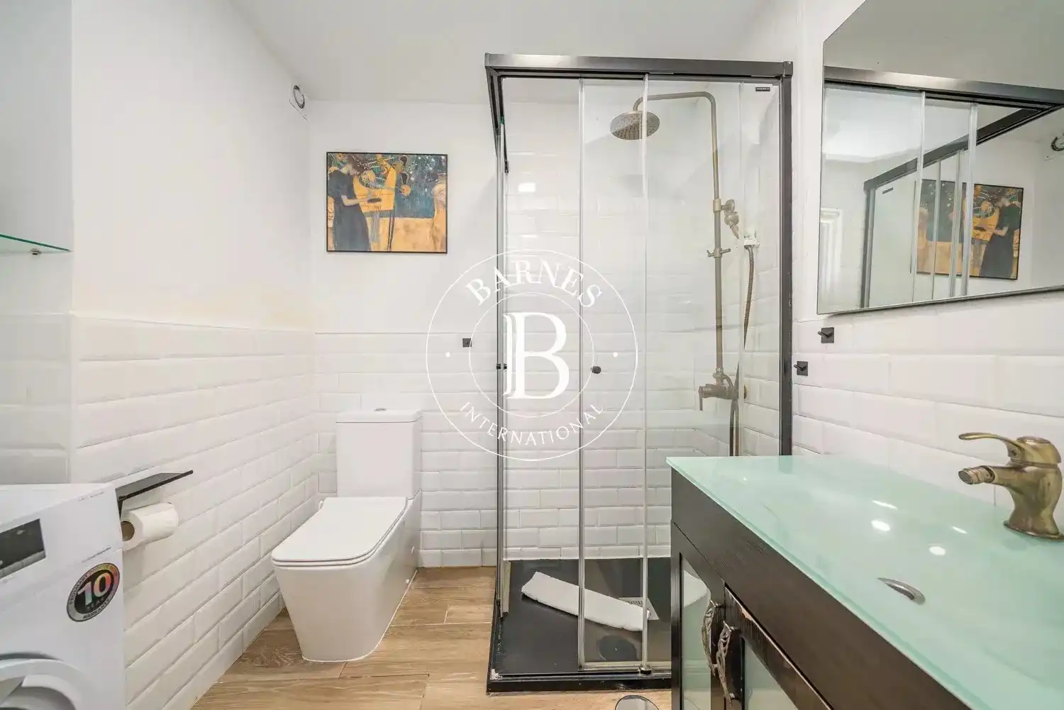 Bathroom of Flat for sale in Madrid  with Air Conditioner, Heating and Terrace