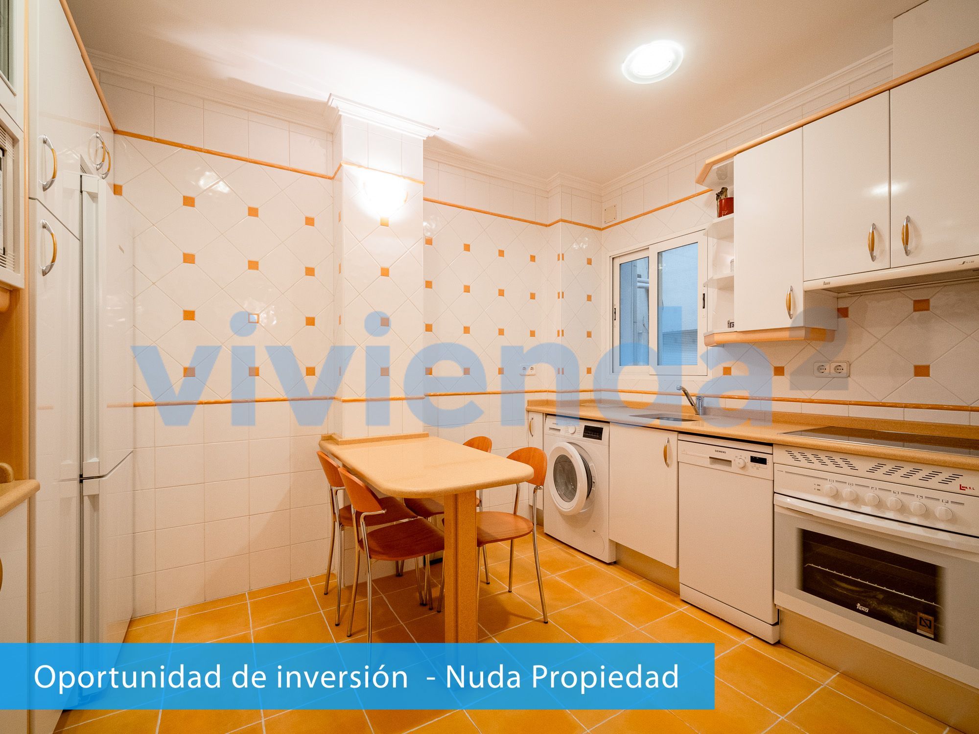 Kitchen of Flat for sale in  Madrid Capital  with Air Conditioner and Heating