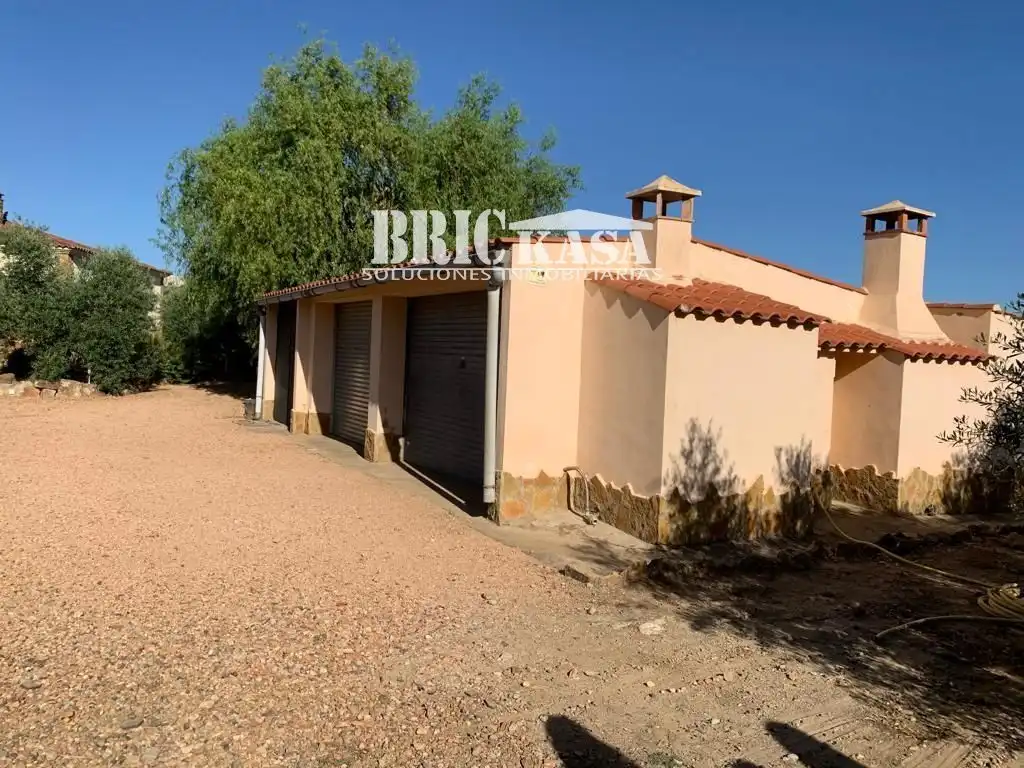 Vista exterior de Residencial en venda en Almendral