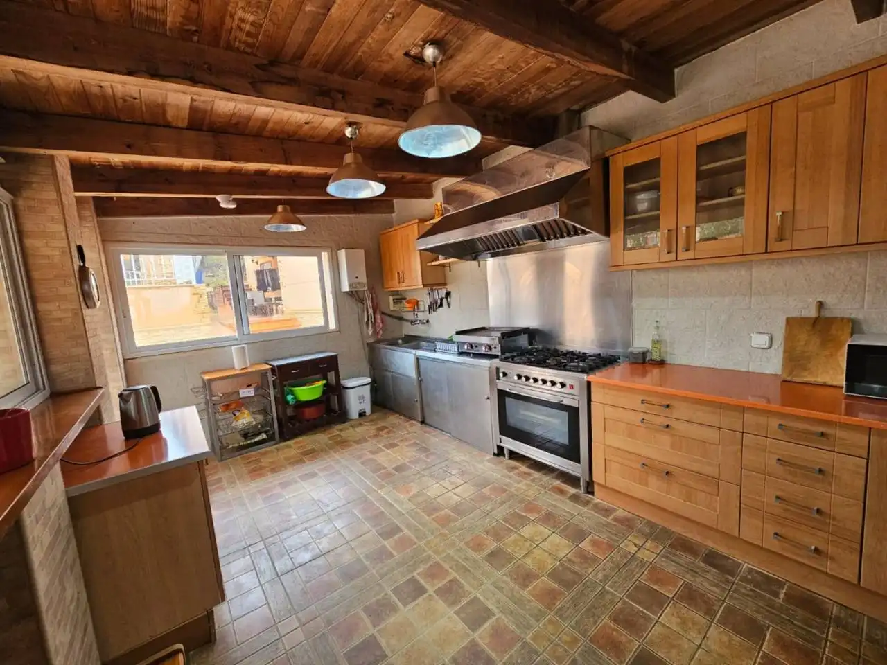Cuina de Casa o xalet en venda en Alicante / Alacant amb Aire condicionat, Calefacció i Jardí privat