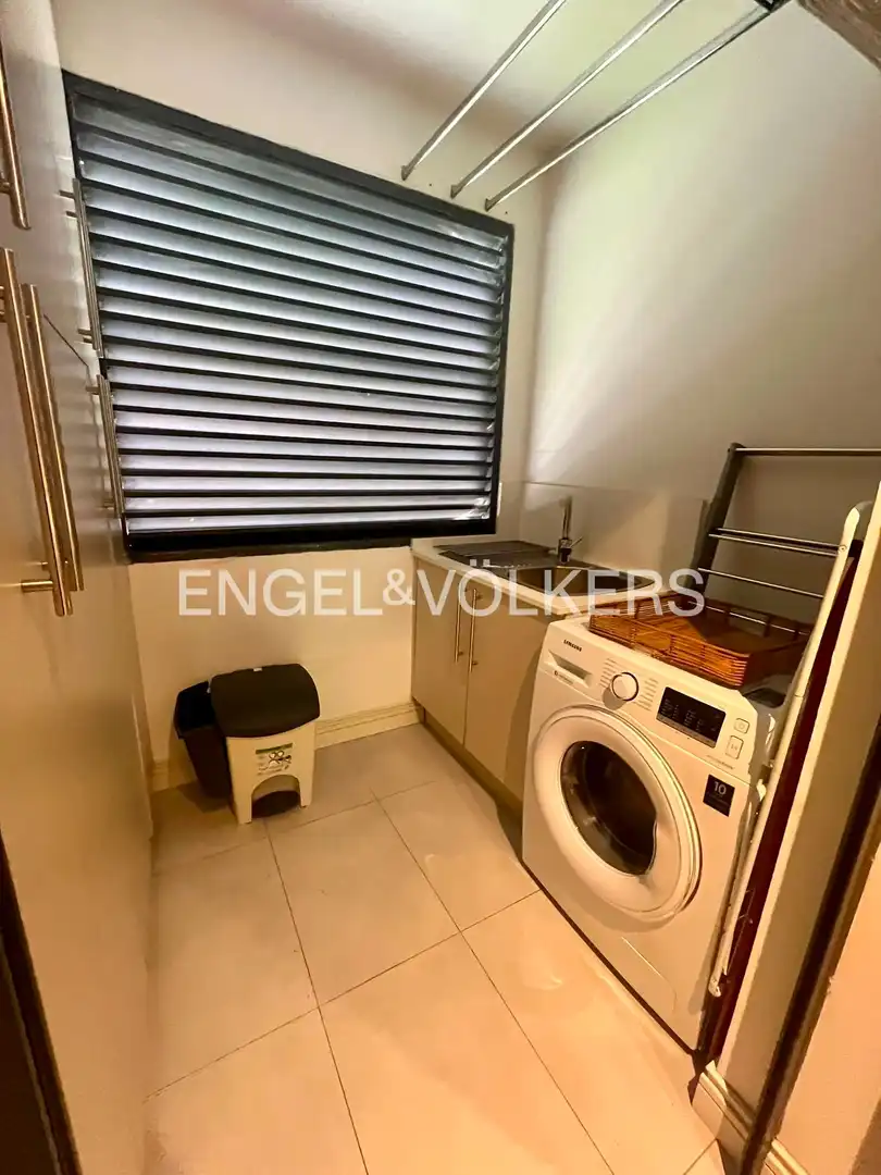Cocina de Apartamento de alquiler en Madrid con Aire acondicionado, Calefacción y Jardín privado