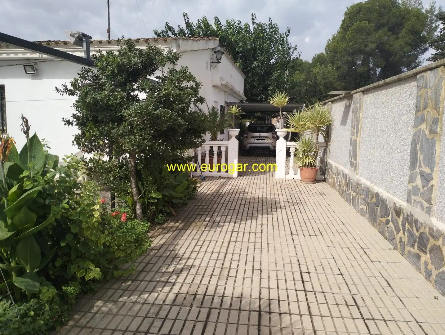 Jardí de Casa o xalet en venda en Chiva amb Aire condicionat, Jardí privat i Terrassa