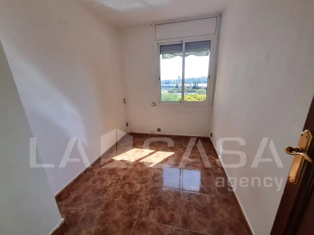 Piso con terraza en venta en Carrer del Pont del Treball Digne, imagen 14