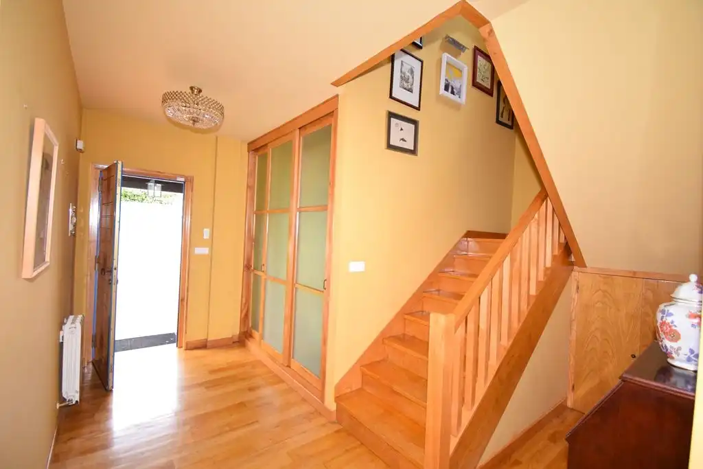 Houses for sale in Miño  with Heating, Parquet flooring and Storage room