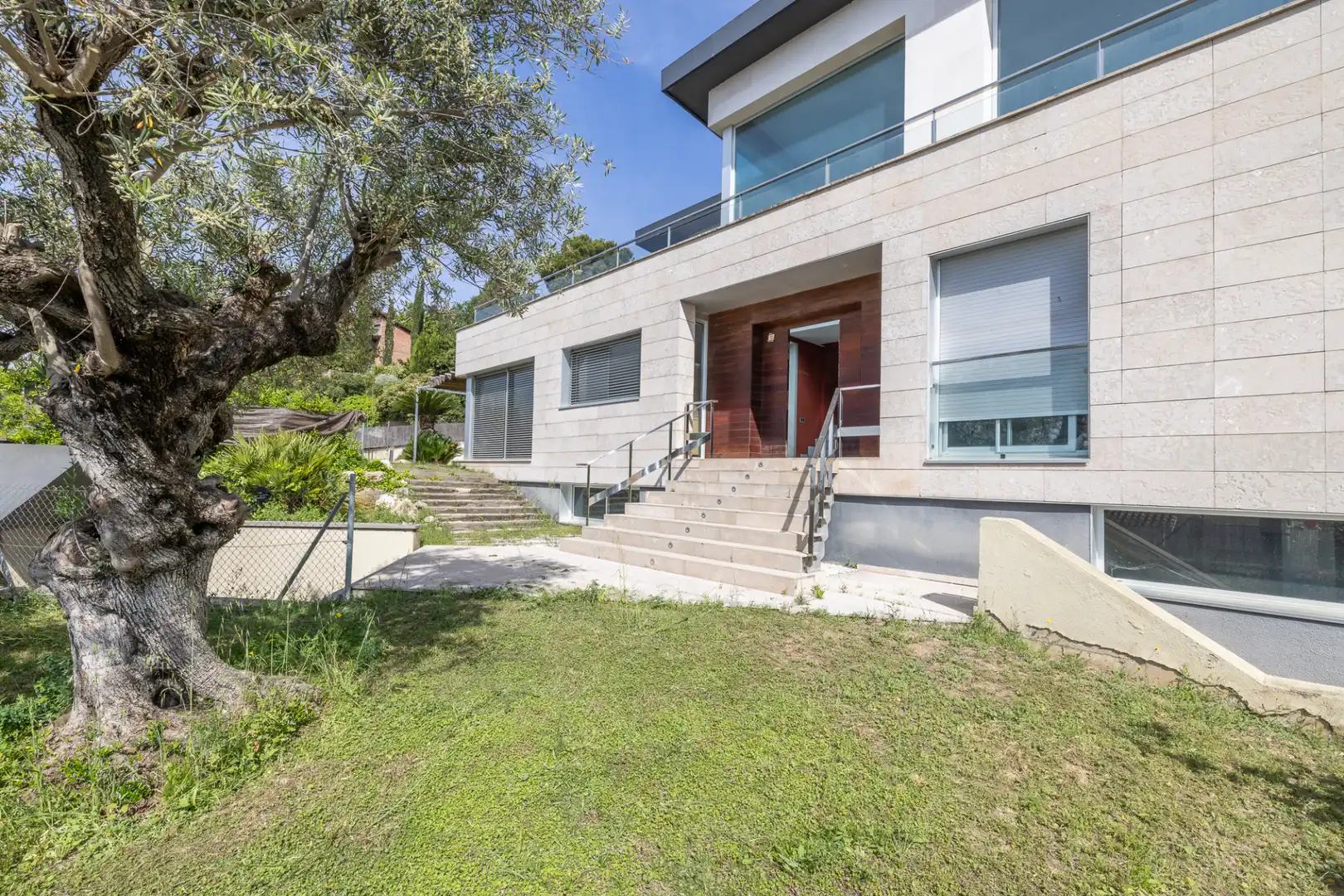 Exterior view of Houses for sale in Cerdanyola del Vallès  with Furnished