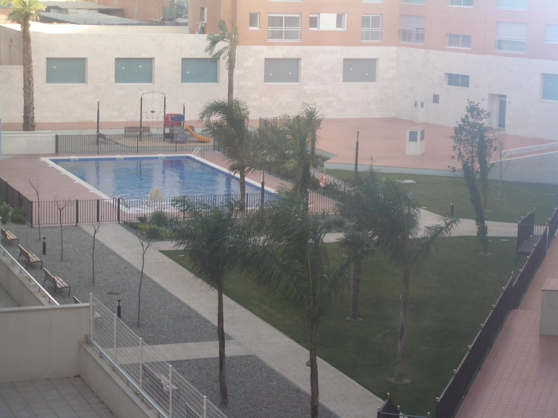 Swimming pool of Flat for sale in Reus  with Swimming Pool, Balcony and Community pool