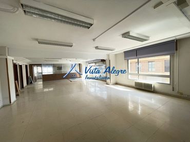 Local comercial en venda a Calle Tenerías