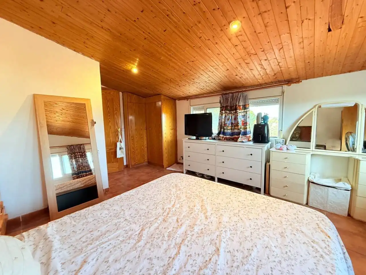 Habitación de Casa o chalet en venta en Riells i Viabrea con Aire acondicionado, Jardín privado y Terraza