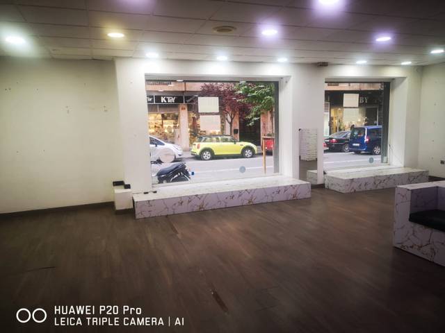 Local comercial en Alquiler en Carrer de Félix del Río en Torrefiel