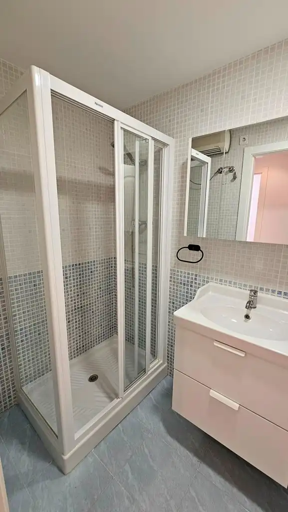 Badezimmer von Wohnung zur Miete in Molina de Segura mit Klimaanlage, Heizung und Möbliert