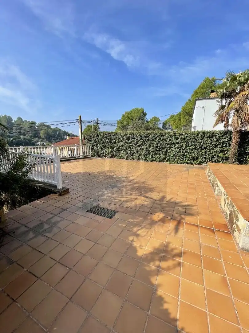 Terrassa de Casa o xalet en venda en Castellnou de Bages
