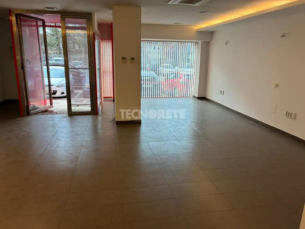 Local en venda en Guadalajara amb Aire condicionat i Calefacció