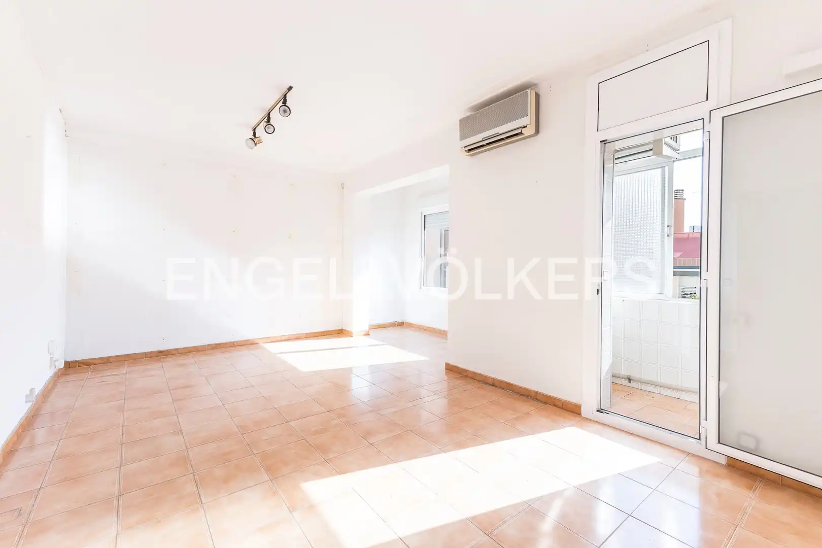 Sala de estar de Piso en venta en Barcelona con Calefacción