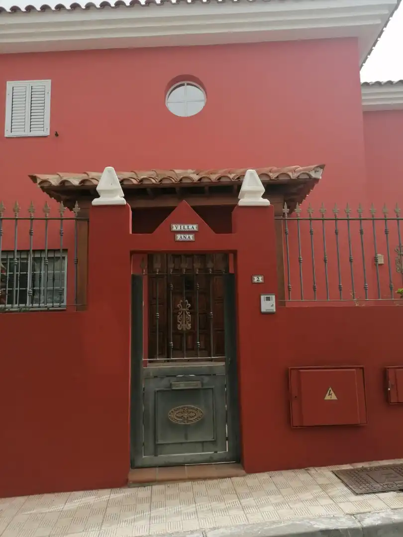 Exterior view of Houses for sale in Candelaria  with Private garden, Parquet flooring and Terrace