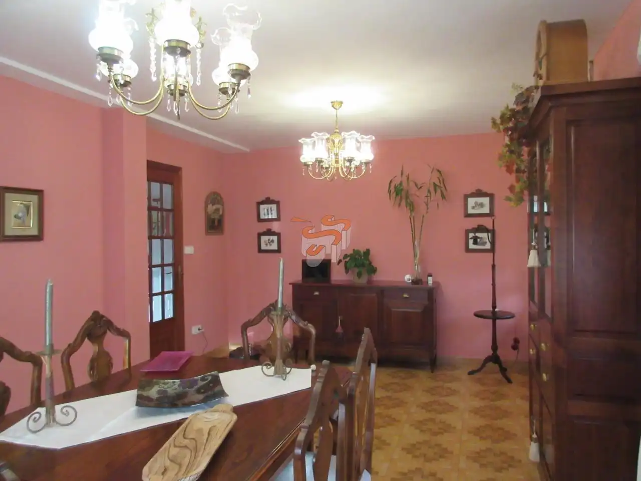 Comedor de Casa o chalet en venta en Cabanas con Calefacción y Jardín privado