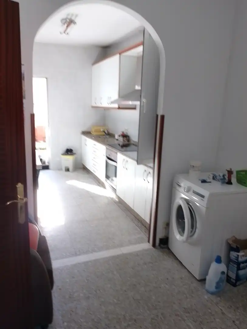 Cuina de Casa o xalet en venda en Ribeira amb Calefacció, Jardí privat i Terrassa
