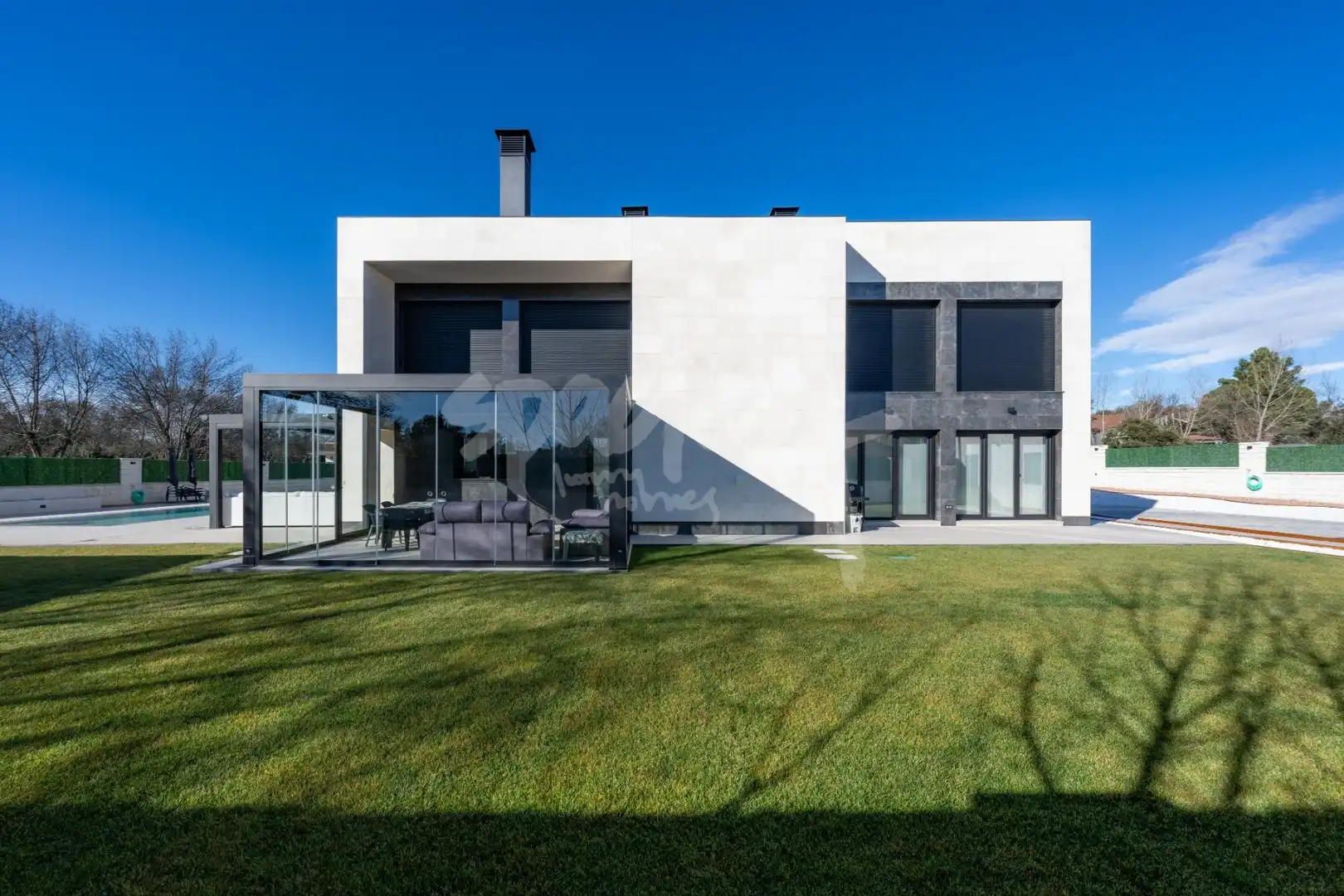 Vista exterior de Casa o xalet en venda en Colmenarejo amb Calefacció, Jardí privat i Terrassa