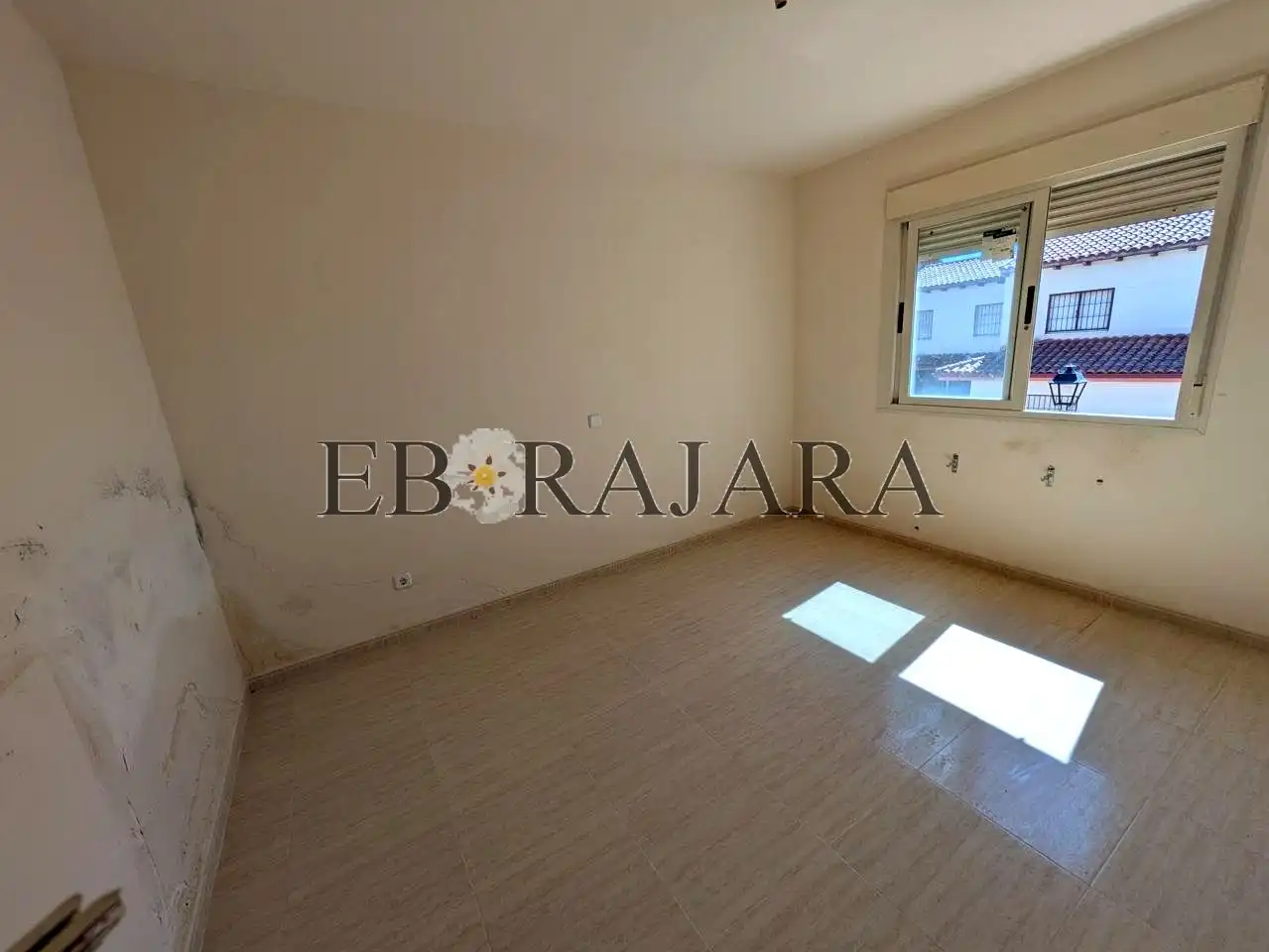 Habitación de Casa adosada en venta en Lucillos con Jardín privado y Terraza