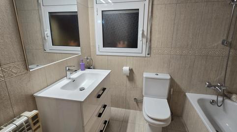 Foto 5 de Casa adosada en venta en Manlleu, Barcelona