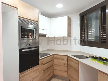 Casa aparellada amb jardí en venda a Benicasim Golf