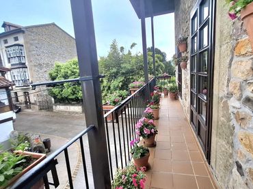 Casa amb balcó en venda a Liérganes