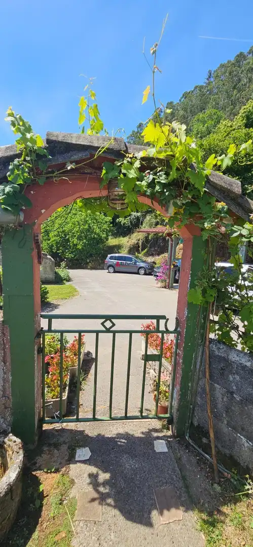 Casa rústica amb terrassa en venda a Voto, imagen 66