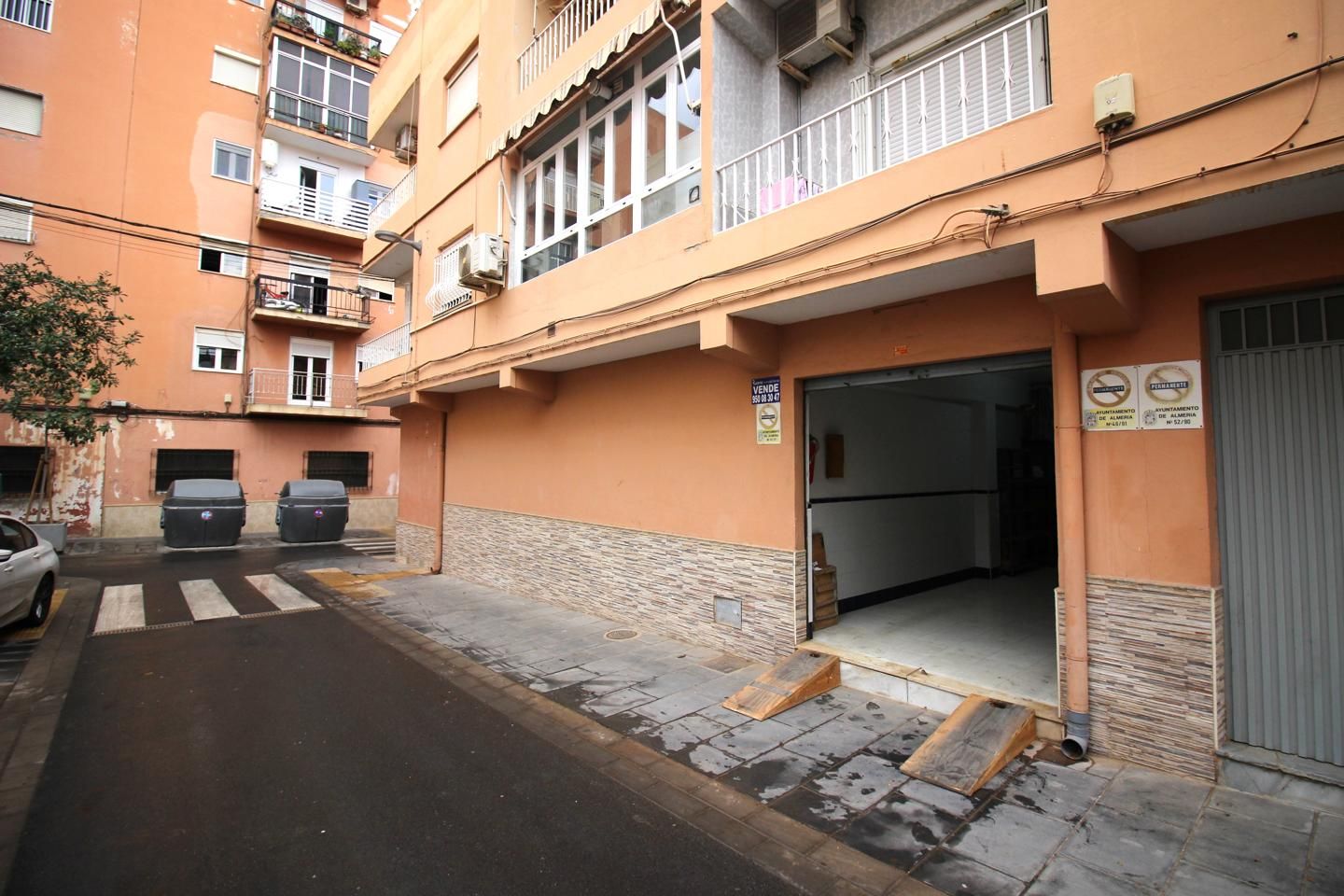 Local en venda a Vulcano, Los Molinos - Villa Blanca