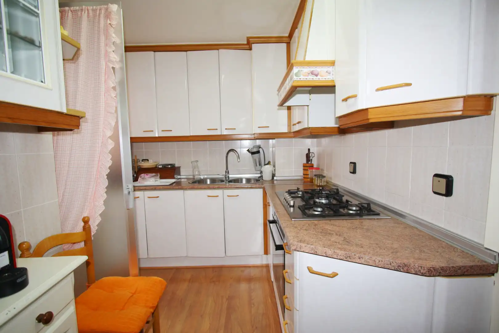 Cocina de Piso en venta en Albacete con Calefacción, Parquet y Amueblado