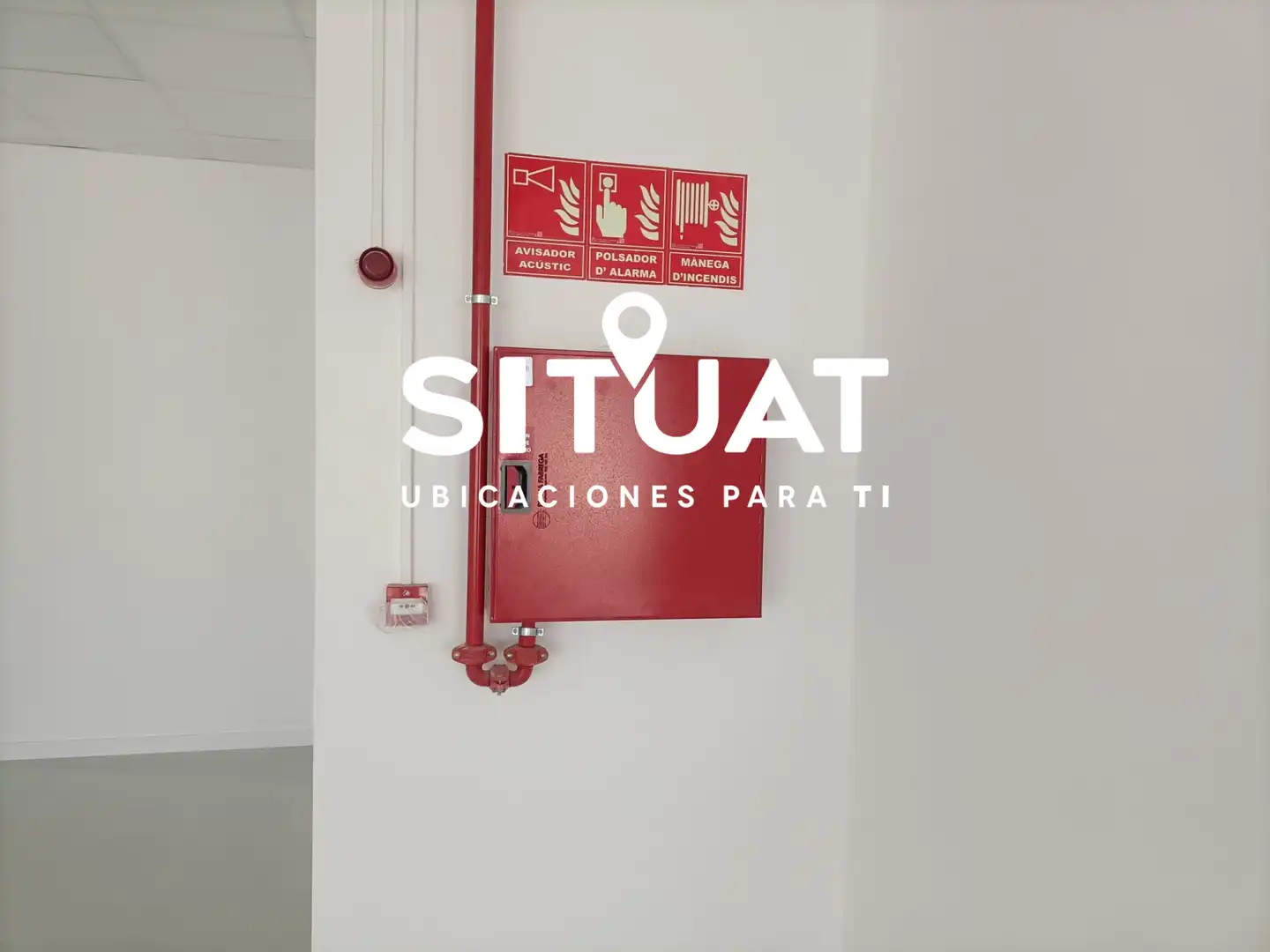 Vista exterior de Oficina de alquiler en L'Hospitalet de Llobregat con Aire acondicionado, Calefacción y Alarma
