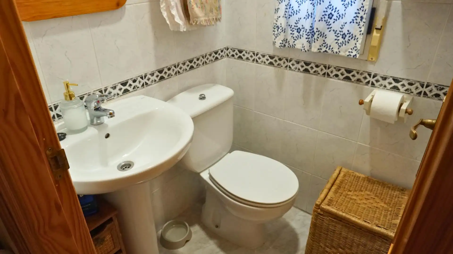 Baño de Piso en venta en Azuqueca de Henares con Aire acondicionado, Calefacción y Trastero