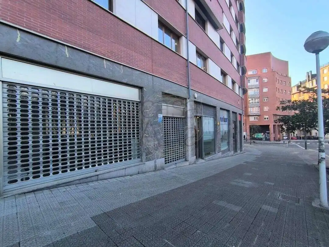 Business premises for sale in Jardines Gernika, imagen 13