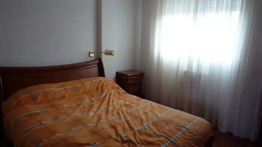 Habitación de Piso en venta en Santander con Calefacción, Trastero y Amueblado