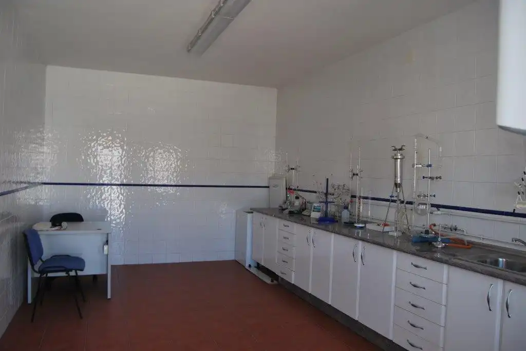 Cocina de Nave industrial en venta en La Villa de Don Fadrique