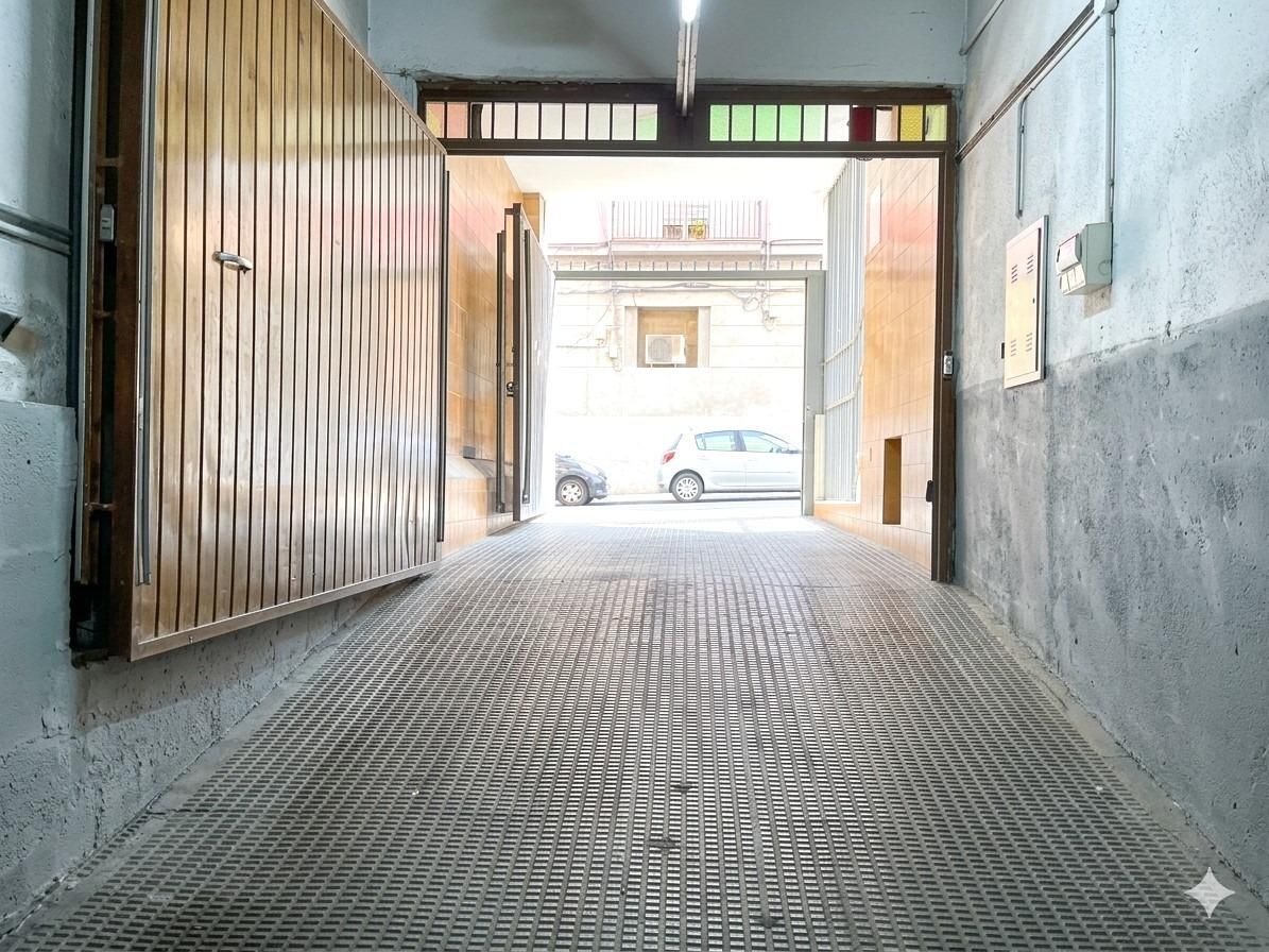 Garaje de alquiler en Calle EUSEBIO BLASCO, 6, San Isidro