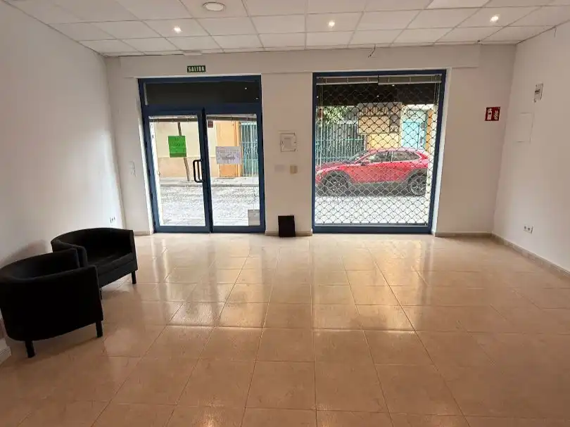 Local en venda en Jerez de la Frontera amb Aire condicionat, Parquet i Moblat
