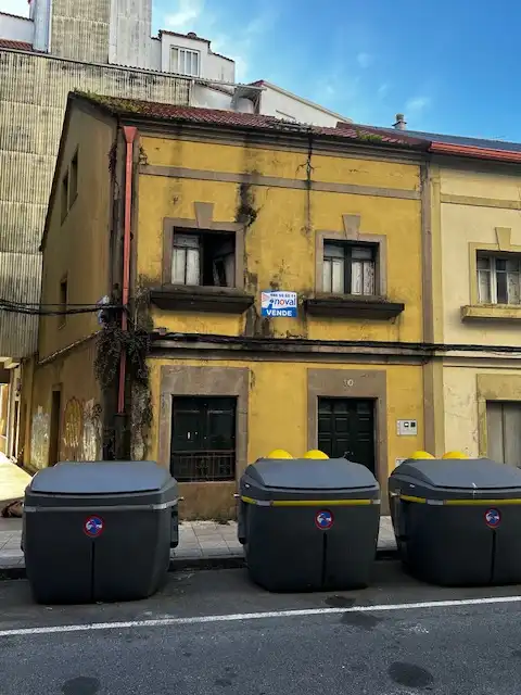 Vista exterior de Casa adosada en venta en Vilagarcía de Arousa