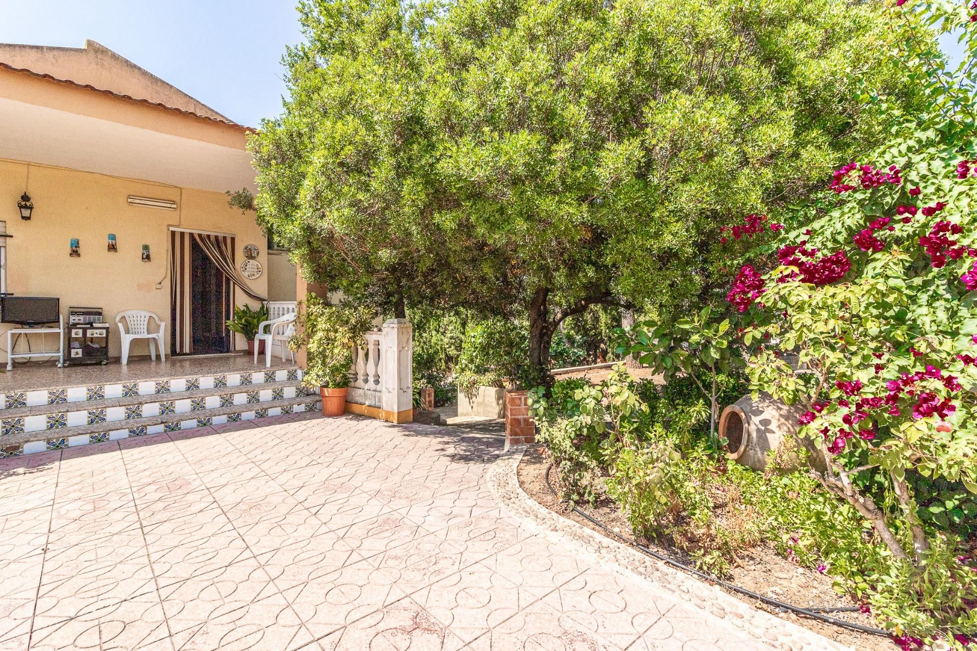 Jardí de Casa o xalet en venda en Alberic amb Aire condicionat i Jardí privat