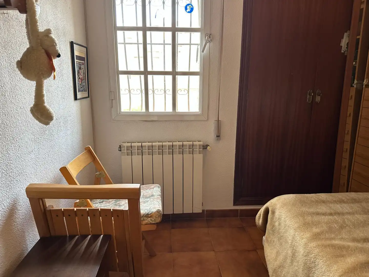 Dormitori de Casa adosada en venda en Alicante / Alacant amb Aire condicionat, Calefacció i Jardí privat