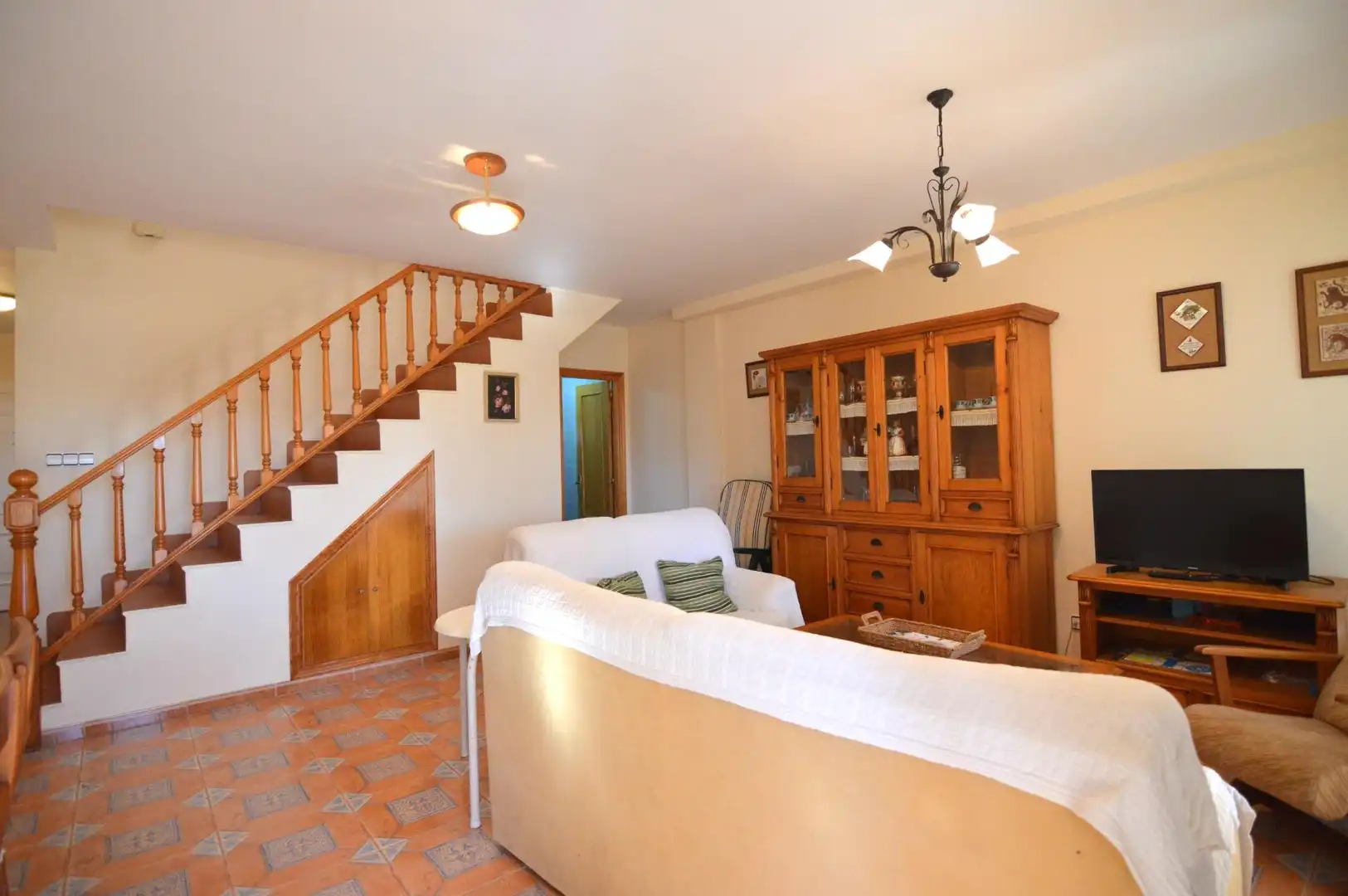 Casa adosada en venta en Cullera con Jardín privado, Terraza y Amueblado
