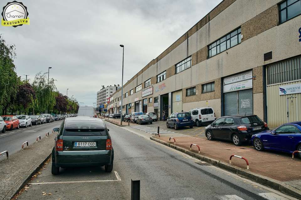Vista exterior de Nau industrial de lloguer en Barakaldo 