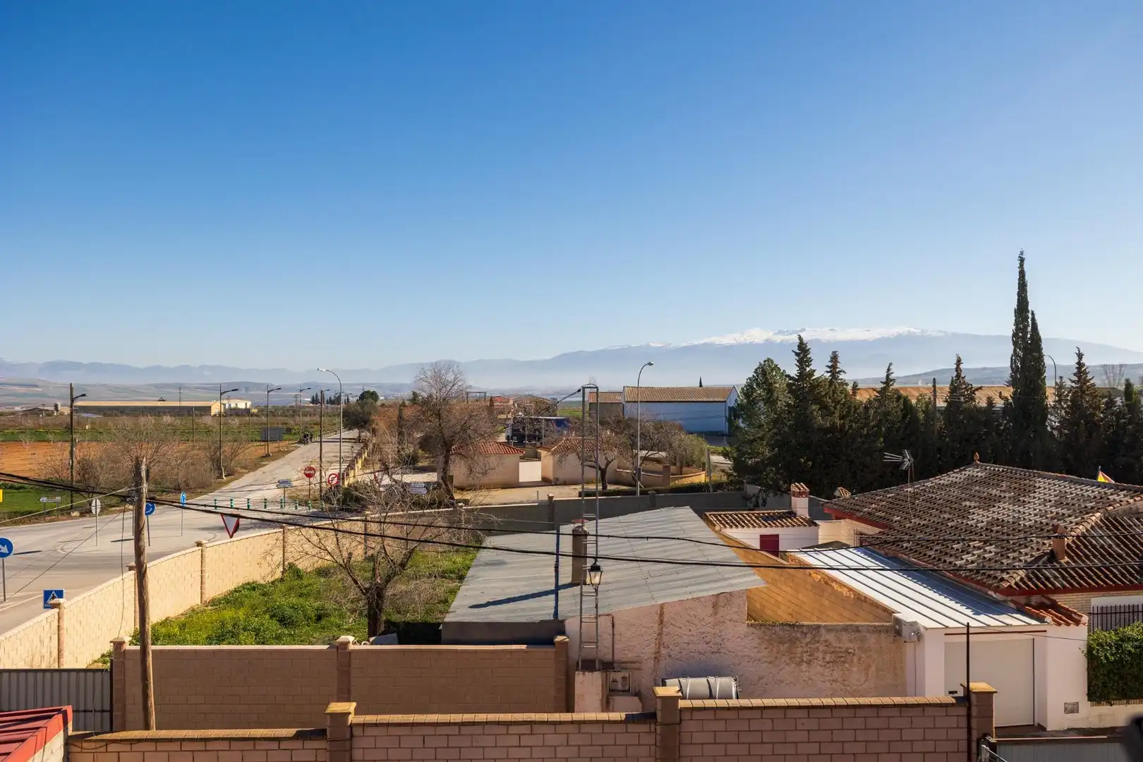Vista exterior de Edifici en venda en Ventas de Huelma
