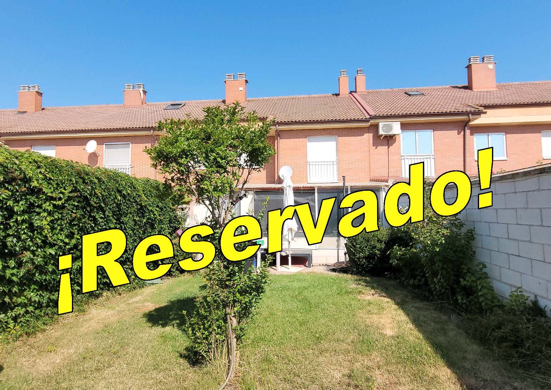 Jardí de Casa o xalet en venda en Medina del Campo amb Calefacció, Jardí privat i Parquet