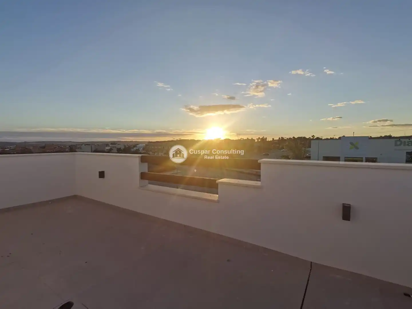 Chalet con piscina en venta en La Herrada