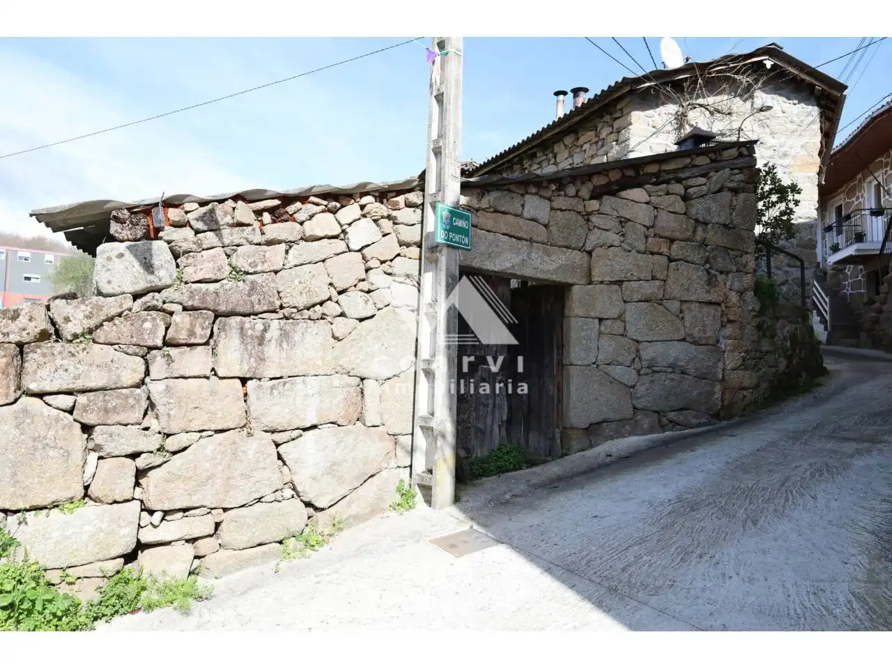 Außenansicht von Haus oder Chalet zum Verkauf in Barbadás mit Privatgarten