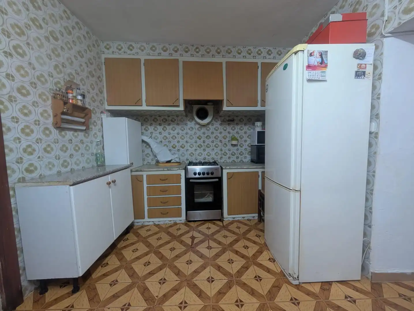Cuina de Casa o xalet en venda en Sant Joan d'Alacant amb Jardí privat i Terrassa